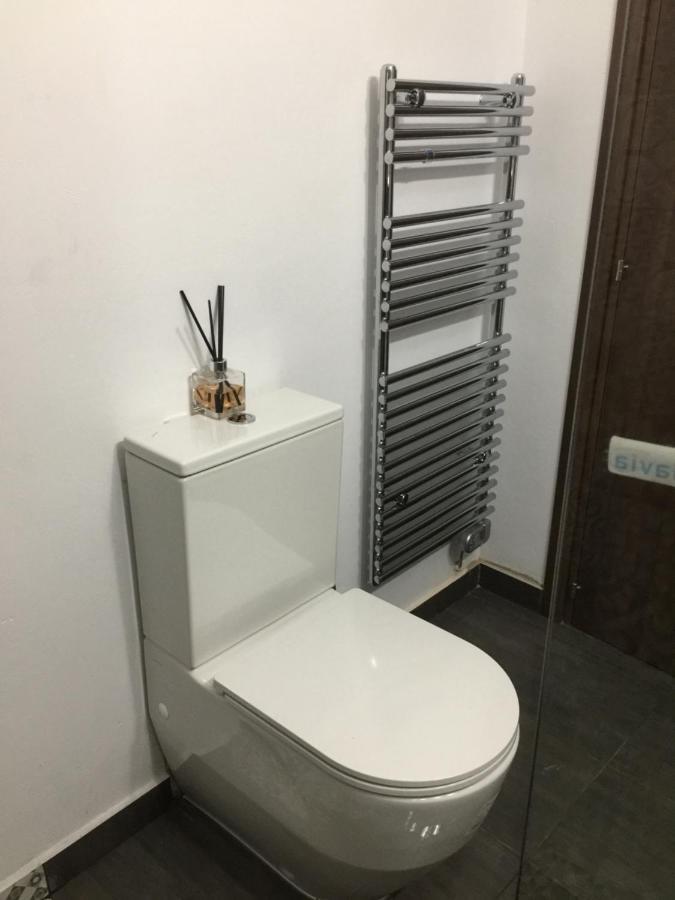 Pearl City View Apartment Paphos Eksteriør billede