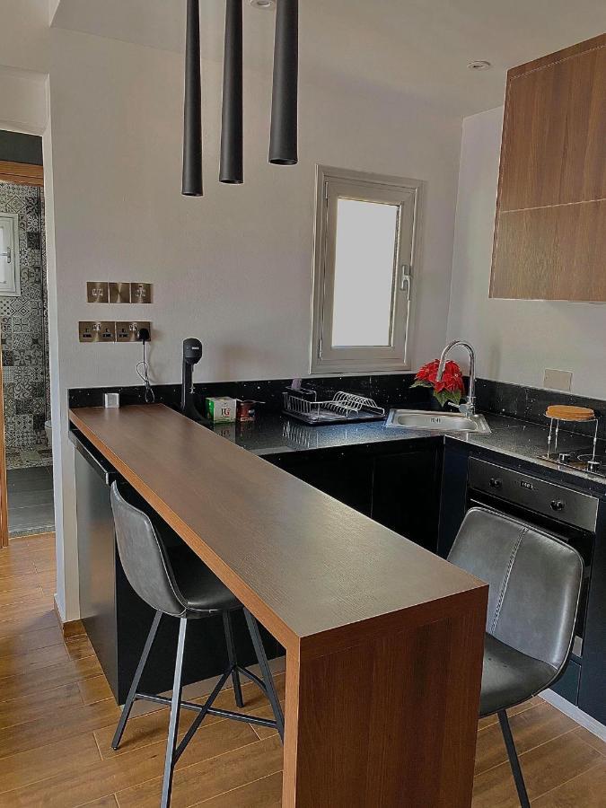 Pearl City View Apartment Paphos Eksteriør billede